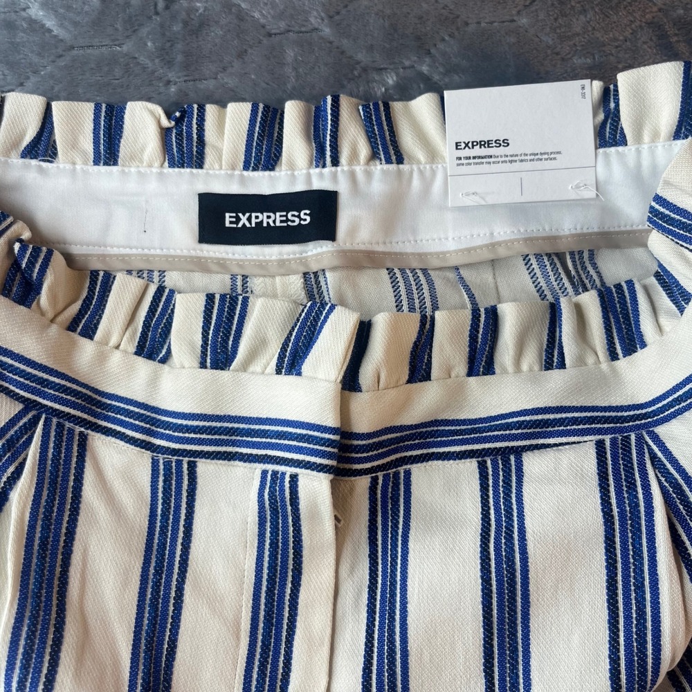 Express Womens 8R High Rise Ankle Paperbag Waist Striped Pants Cream Blue NEW - Picture 2 of 9